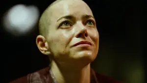 Backdrop to the movie "Bugonia" #511961