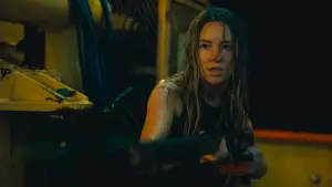 Backdrop to the movie "Dangerous Animals" #552625