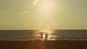 Backdrop to the movie "The Castle of Sand" #763692