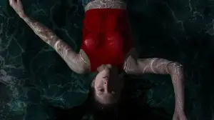 Backdrop to the movie "Wreckage" #777296