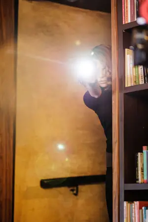 Poster to the movie "Canary Black" #623227