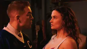 Backdrop to the movie "The Furies" #690932