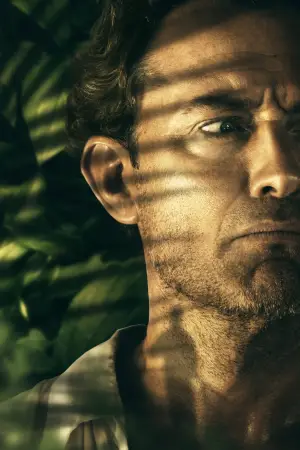 Poster to the movie "Eden" #525312