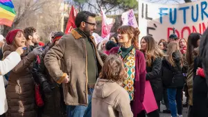 Backdrop to the movie "Love In Separate Beds" #610121