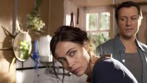 Backdrop to the movie "Just The Three of Us" #744587