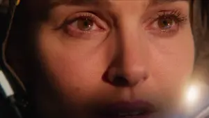 Backdrop to the movie "Lucy in the Sky" #420698