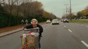 Backdrop to the movie "Mommy" #749871