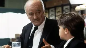 Backdrop to the movie "Roommates" #731215