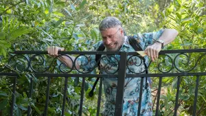 Backdrop to the movie "The Fanatic" #390978