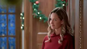 Backdrop to the movie "Christmas at the Palace" #425091