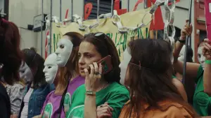 Backdrop to the movie "Belén" #654877