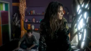 Backdrop to the movie "Else" #640608