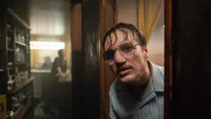 Backdrop to the movie "The Golden Glove" #251789