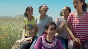 Backdrop to the movie "The Brink of Dreams" #738800