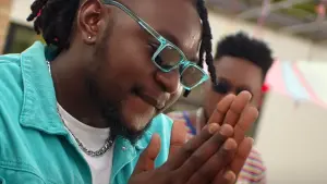 Backdrop to the movie "Total Pa Total - The Chosen" #366779