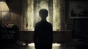 Backdrop to the movie "The Hole in the Ground" #346999