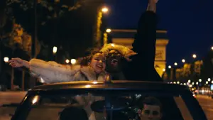 Backdrop to the movie "Divines" #747441