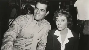 Backdrop to the movie "Back Street" #701667