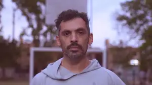 Backdrop to the movie "Contact Play" #794857