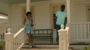 Backdrop to the movie "Nope" #637372