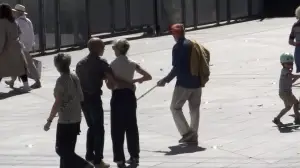 Backdrop to the movie "Beholders" #778397