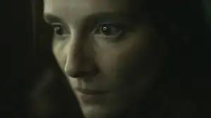 Backdrop to the movie "Red Rooms" #758854