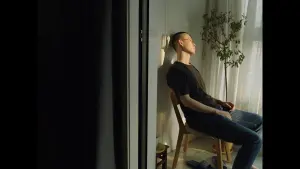 Backdrop to the movie "Sweet Osmanthus Flowering Late" #449085