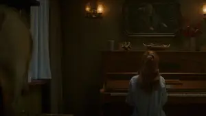 Backdrop to the movie "The Strangers: Chapter 1" #555795