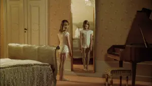 Backdrop to the movie "Autumn Sonata" #645086