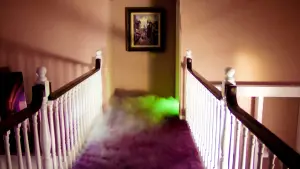 Backdrop to the movie "Mausoleum" #492601