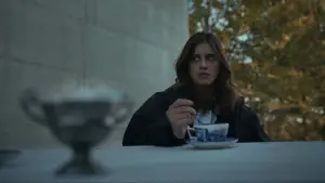 Backdrop to the movie "Amanda" #692721