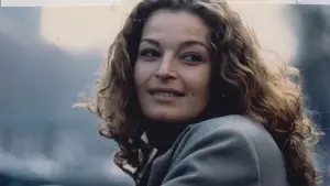 Backdrop to the movie "Perfect Love" #673152