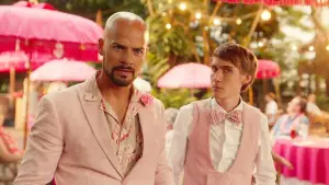 Backdrop to the movie "SuperMiss in the jungle" #542917