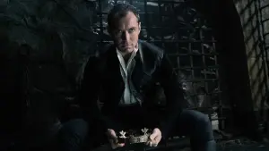 Backdrop to the movie "King Arthur: Legend of the Sword" #280583