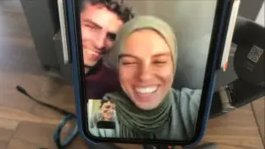 Backdrop to the movie "Put Your Soul on Your Hand and Walk" #624819