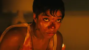 Backdrop to the movie "Blink Twice" #780311