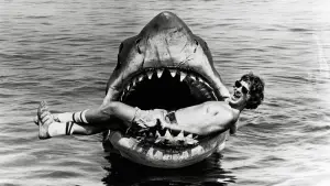 Backdrop to the movie "Jaws @ 50: The Definitive Inside Story" #680240