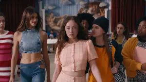 Backdrop to the movie "Bottoms" #267457