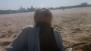 Backdrop to the movie "Blood Beach" #462588