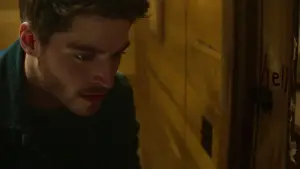 Backdrop to the movie "The Strangers: Chapter 1" #555797