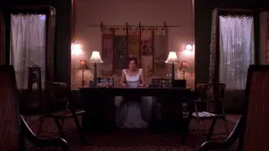 Backdrop to the movie "Secretary" #718436