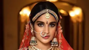 Backdrop to the movie "Hari Hara Veera Mallu: Part 1 – Sword vs Spirit" #812618