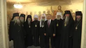 Backdrop to the movie "Les Empires contre-attaquent" #800570