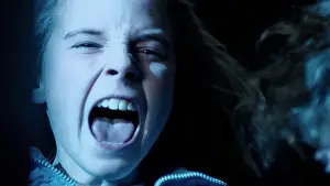 Backdrop to the movie "Aliens" #571413