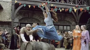 Backdrop to the movie "Ella Enchanted" #693350