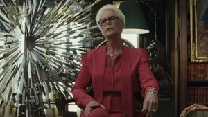 Backdrop to the movie "Knives Out" #561262