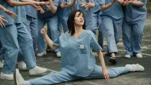 Backdrop to the movie "Sunshine Women