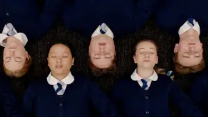 Backdrop to the movie "Tinā" #712137