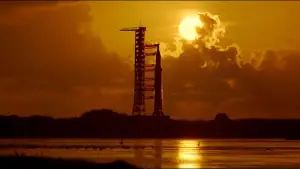 Backdrop to the movie "Apollo 13" #783919