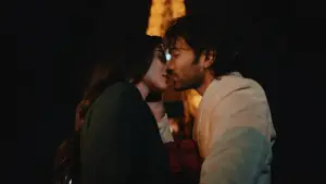 Backdrop to the movie "Dragon" #781540